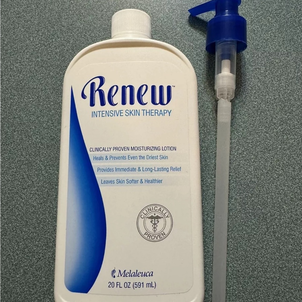20 oz Renew Intensive Skin Therapy Lotion with pump